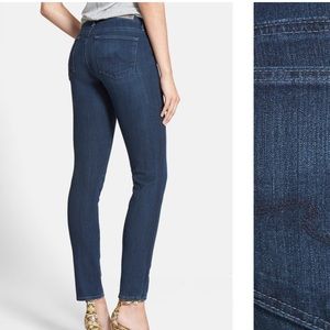 AG Prima in Deep Blue Wash with Contour 360 Fabric